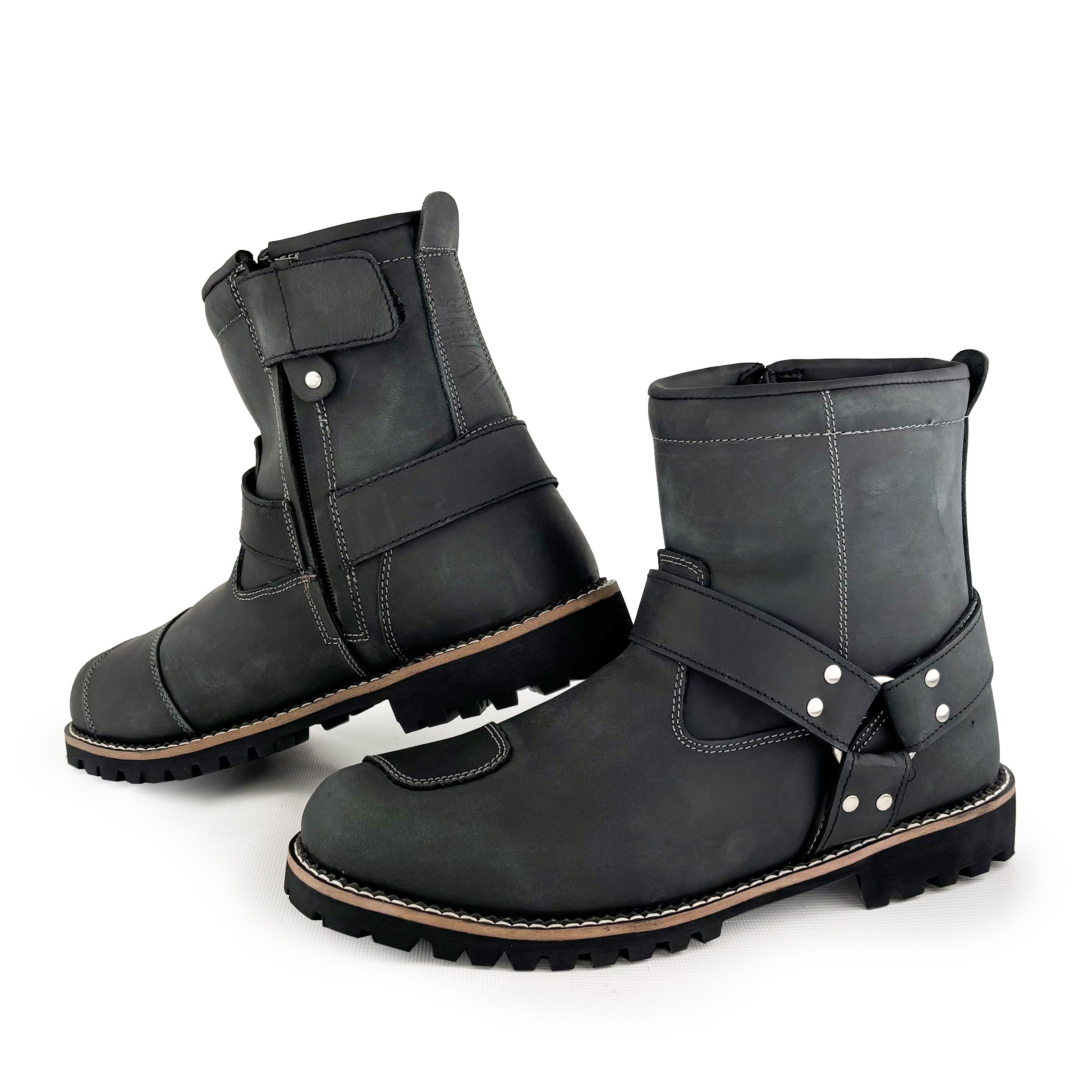 VPR R40 Cruiser Boot Black