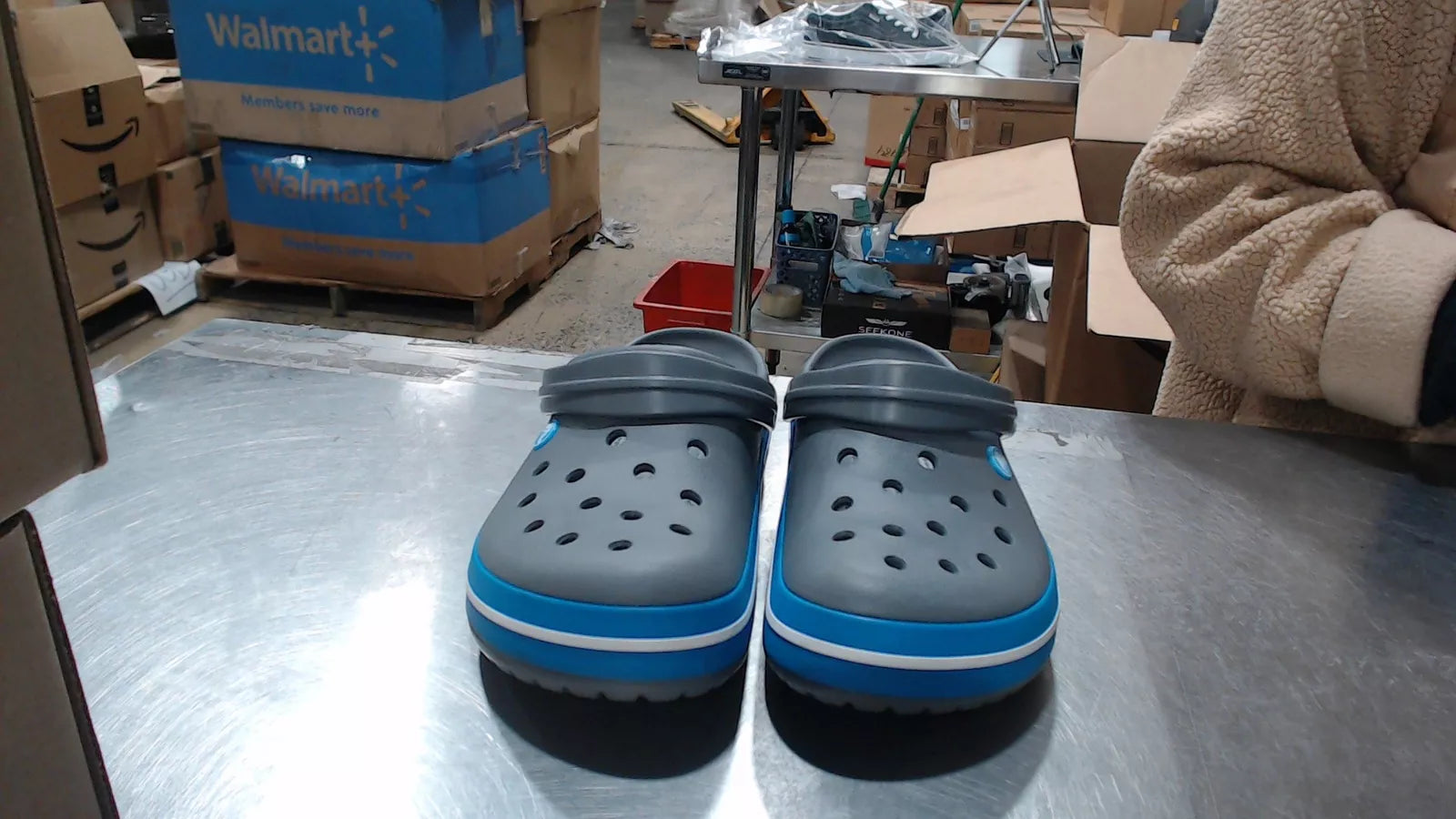 UsedLikeNew_Crocs Unisex-Adult Crocband Clog, Charcoal/Ocean, 10 Men/12