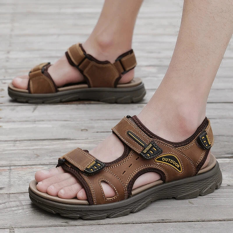 Classic Men Sandals Waterproof Beach Slippers Casual Breathable Wading Sneakers