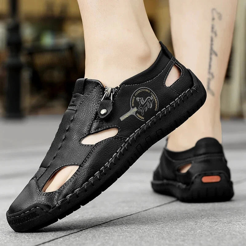 Comfortable Men Sandals Breathable Flat Beach Slippers Classic Handmade Sneakers