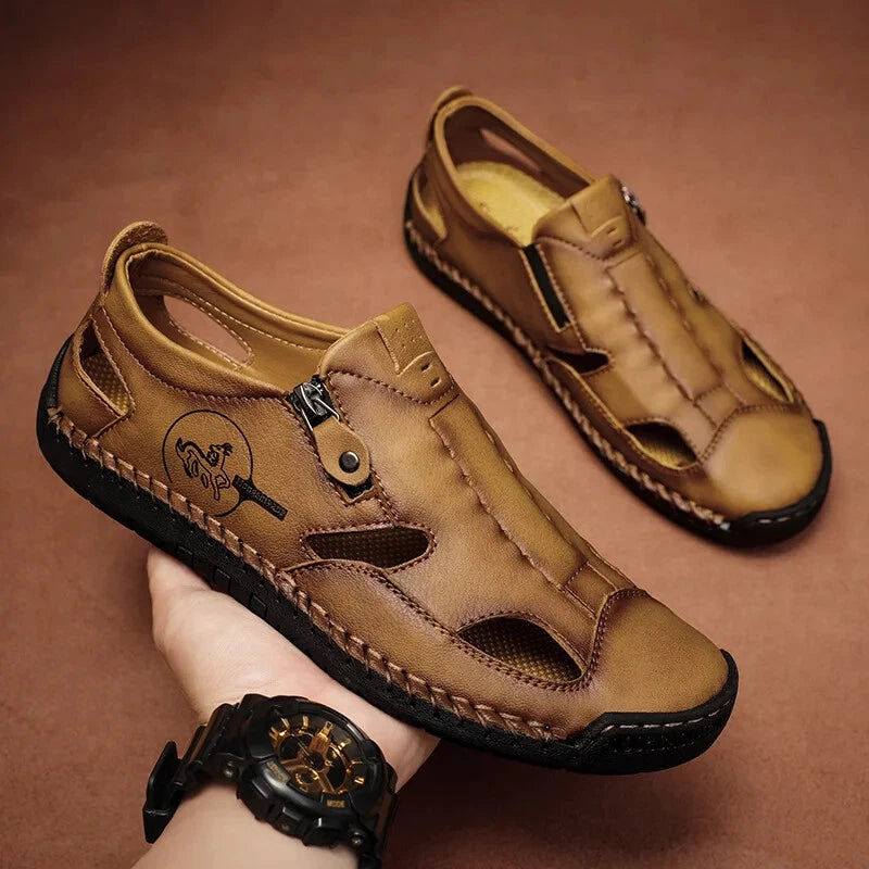 Comfortable Men Sandals Breathable Flat Beach Slippers Classic Handmade Sneakers