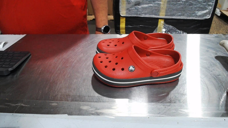 LikeNew_Crocs Unisex Adult Crocband, Pepper, M5 / W7