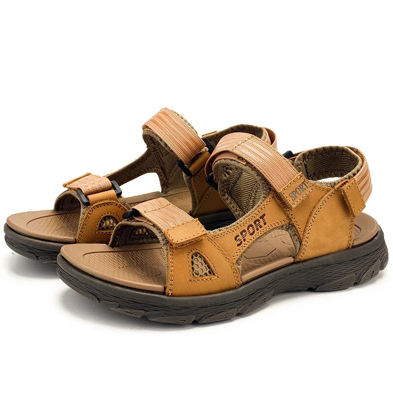 Lightweight Men Leather Sandals Comfortable Beach Slippers Soft Casual Sneakers