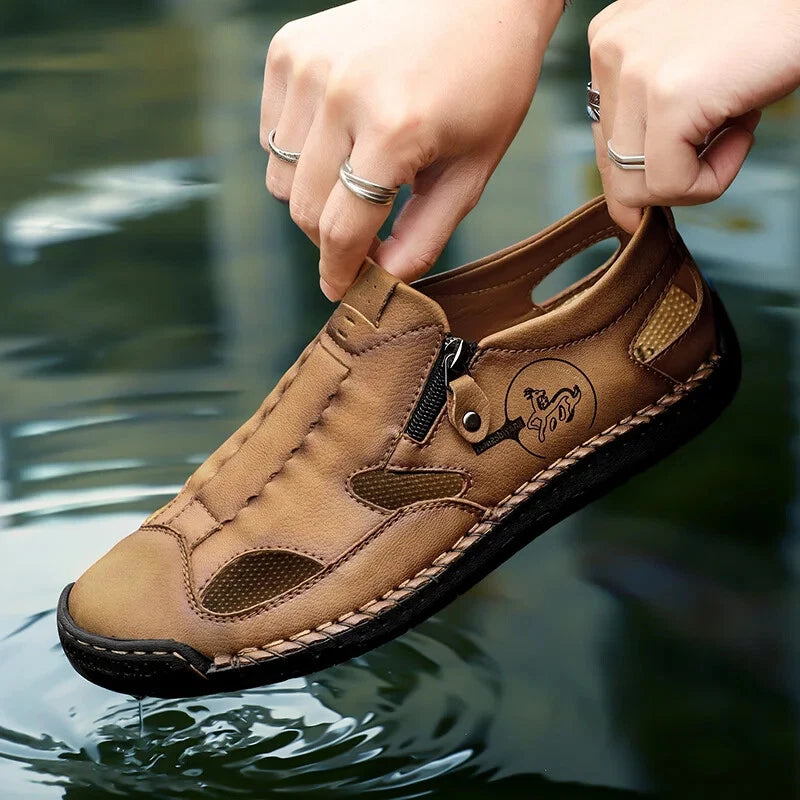 Comfortable Men Sandals Breathable Flat Beach Slippers Classic Handmade Sneakers