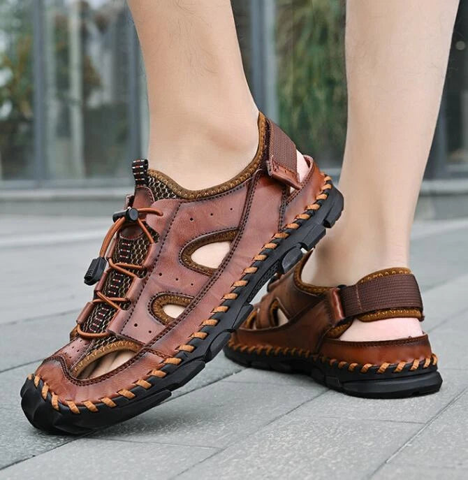 Men's Beach Slippers Sandals Summer Shoes Hollow Out Oversize Round Toe Fashion