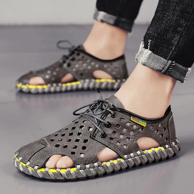 Men's Handmade Slippers Summer Sandals Leather Beach Non-slip Open-toe Sandals