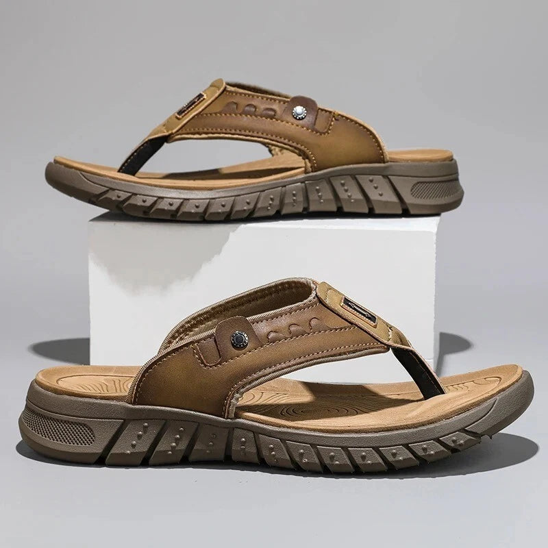 Men's Flip Flops Slippers Summer Outdoor Thick Soled Beach Shoes Sandals Shoes