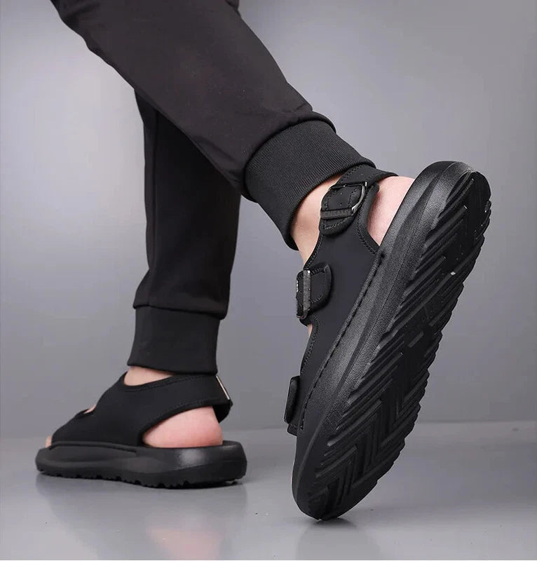 Summer Male Sandals Breathable Beach Shoes Lightweight Casual Non-slip Slippers