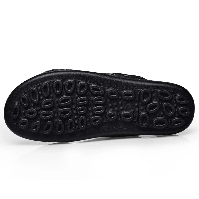 Casual Men Sandals Summer Beach Shoes Leather Slippers Lightweight Sandalias