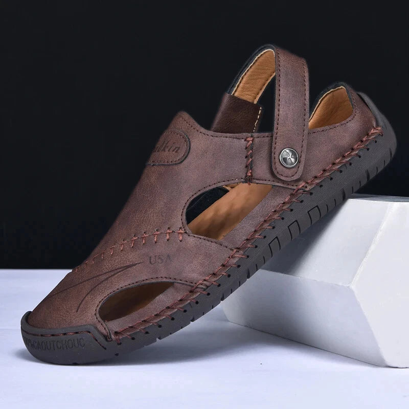 Handmade Summer Sandals Men Breathable Slippers Anti-slip Hollow Beach Shoes