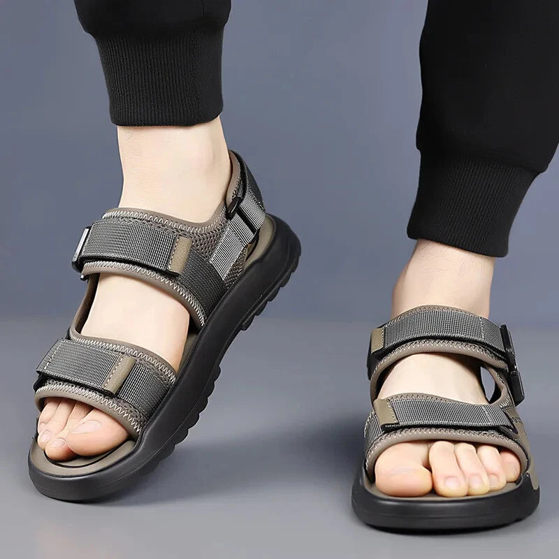 Men's Summer Non-slip Outdoor Slipper Casual Beach Shoes Lightweight Sandals