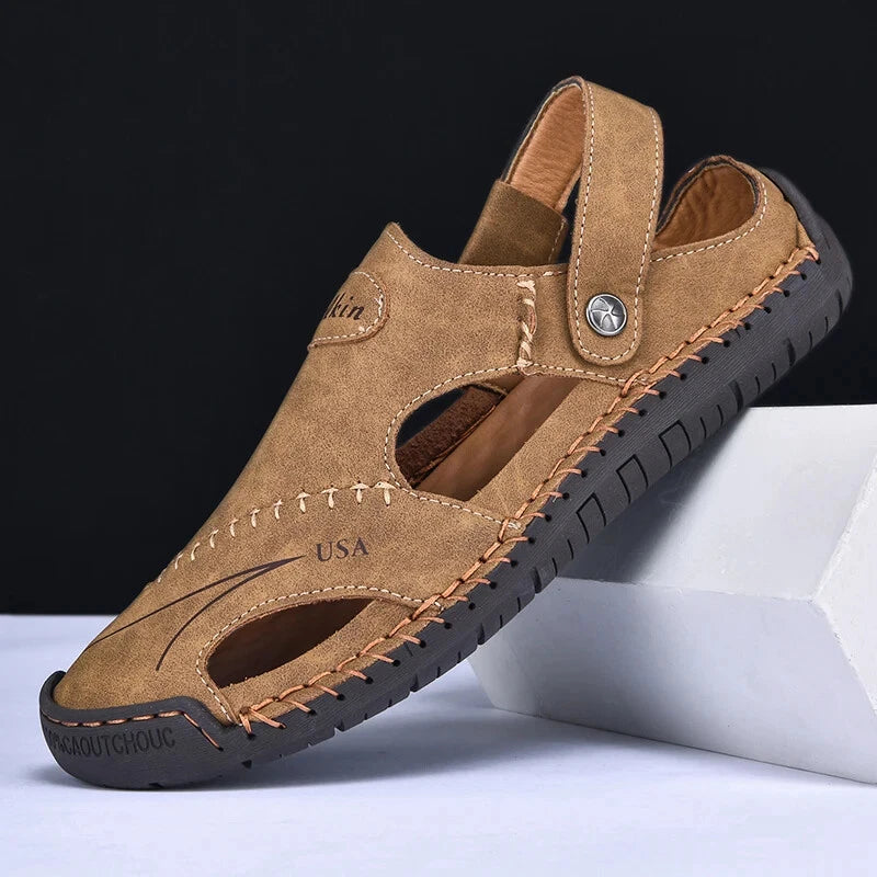 Handmade Summer Sandals Men Breathable Slippers Anti-slip Hollow Beach Shoes