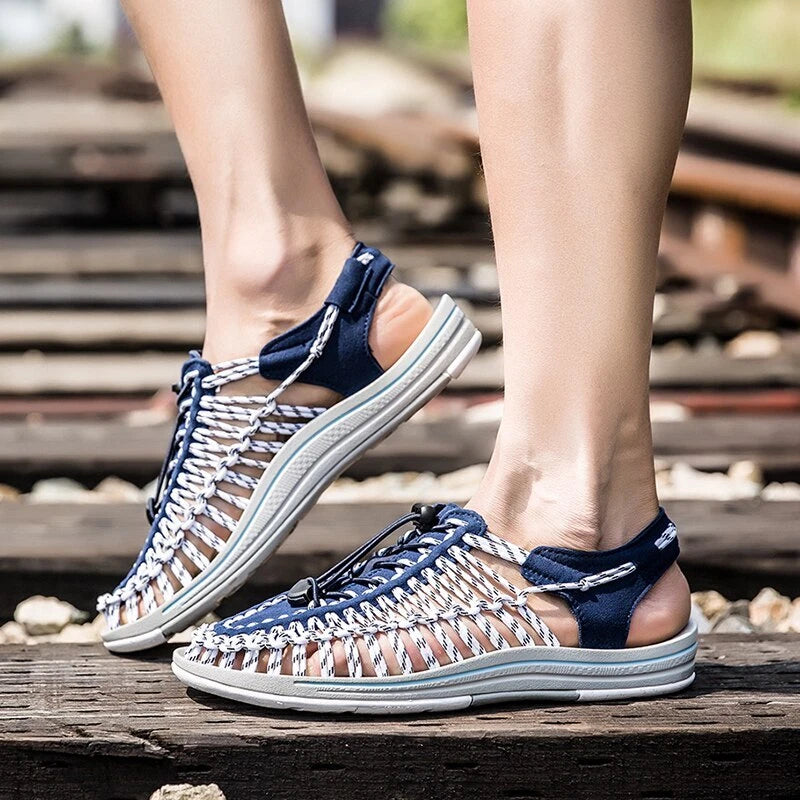 Summer Men's Handmade Weaving Sandals Breathable Soft Bottom Hollow Slippers