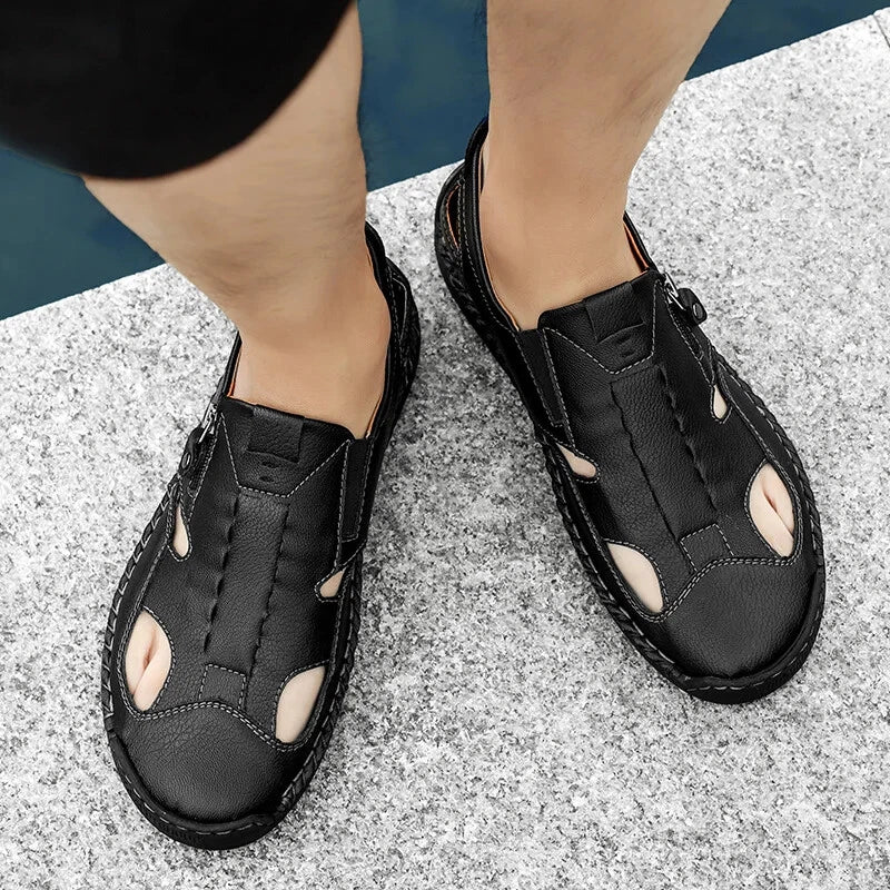 Comfortable Men Sandals Breathable Flat Beach Slippers Classic Handmade Sneakers
