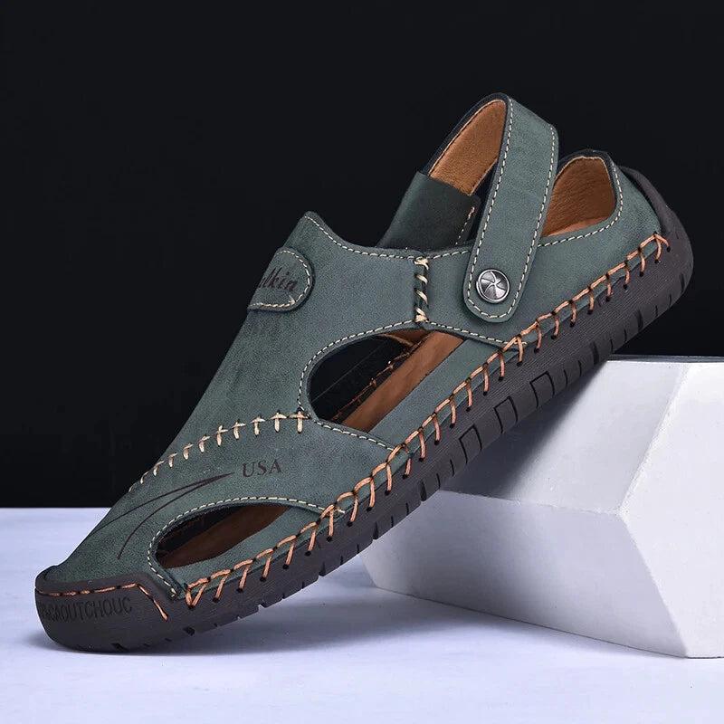 Handmade Summer Sandals Men Breathable Slippers Anti-slip Hollow Beach Shoes