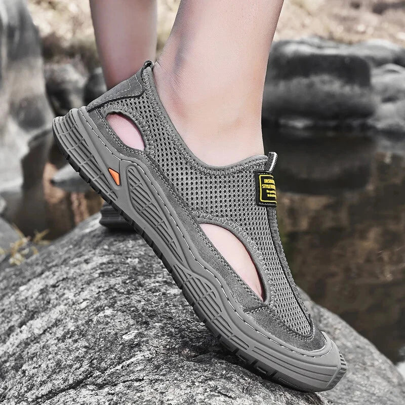 Male Summer Mesh Breathable Casual Sandals Non-slip Beach Shoes Outdoor Slippers