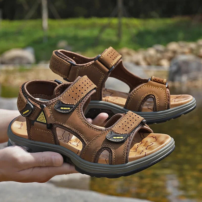 Comfortable Men Sandals Leather Breathable Slippers Handmade Beach Sneakers