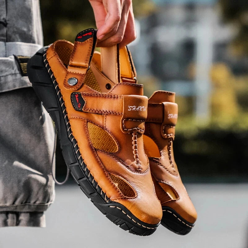 Classic Men Sandals Soft Leather Beach Slippers Outdoor Casual Lightweight Shoes
