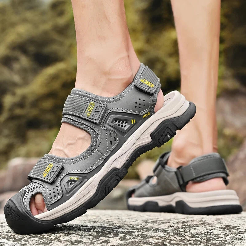 Men's Handmade Sandals Non-slip Casual Sneakers Comfortable Soft Beach Slippers
