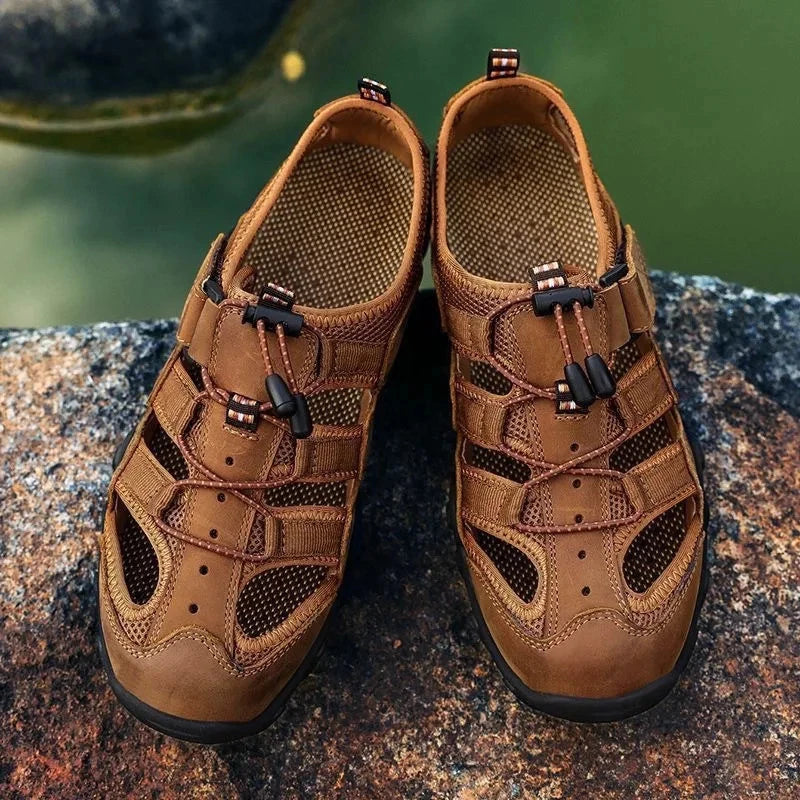 Summer Men Beach Shoes with Hollowed Out Water Wading Shoes Lightweight Slippers