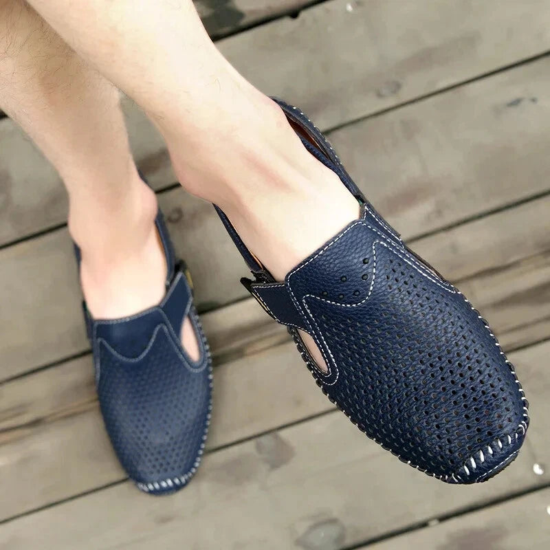 Men's Sandals Summer Leather Breathable Beach Slippers Flat Soft-Soled Shoes