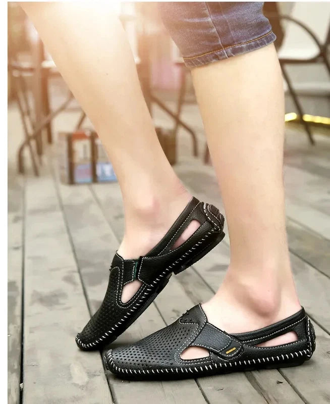 Men's Sandals Summer Leather Breathable Beach Slippers Flat Soft-Soled Shoes