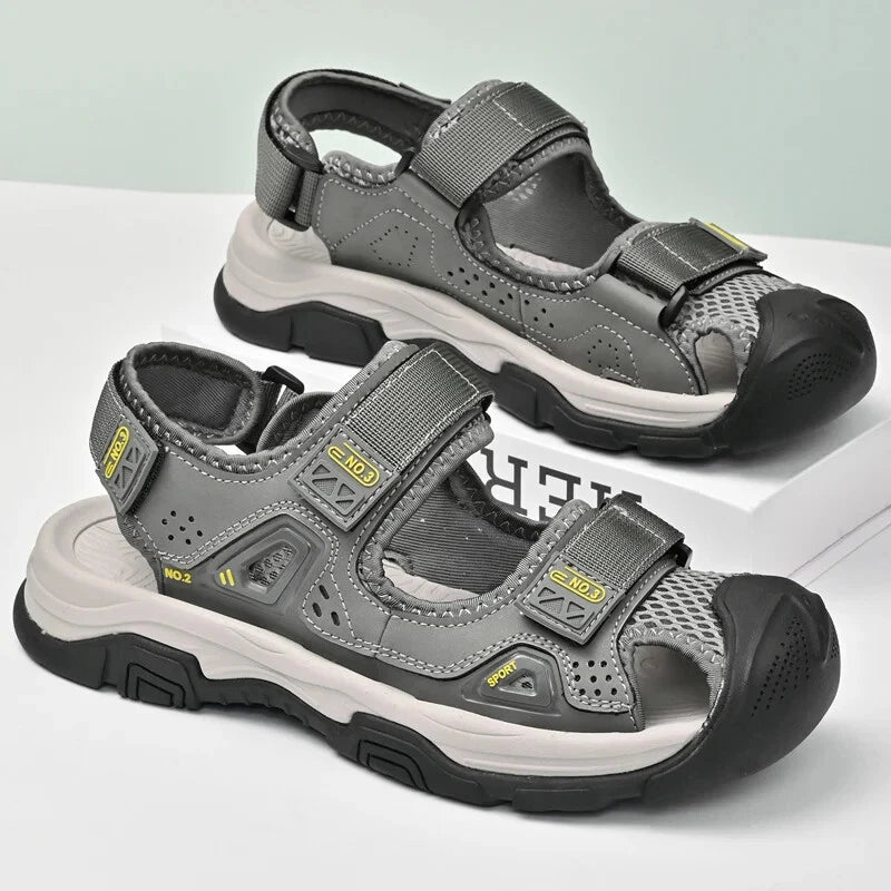 Men's Handmade Sandals Non-slip Casual Sneakers Comfortable Soft Beach Slippers