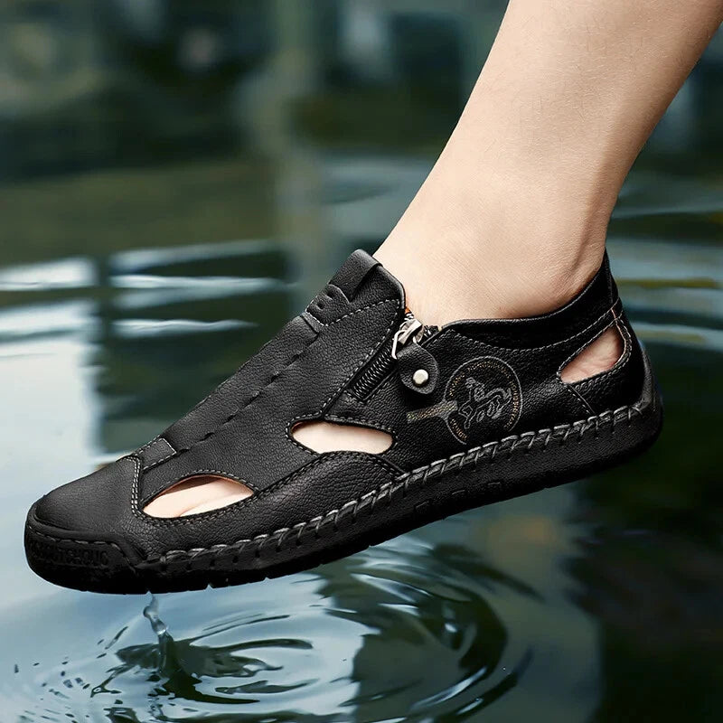 Comfortable Men Sandals Breathable Flat Beach Slippers Classic Handmade Sneakers