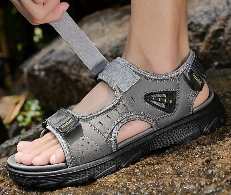 Breathable Men Sandals Leather Comfortable Slippers Lightweight Beach Sneakers