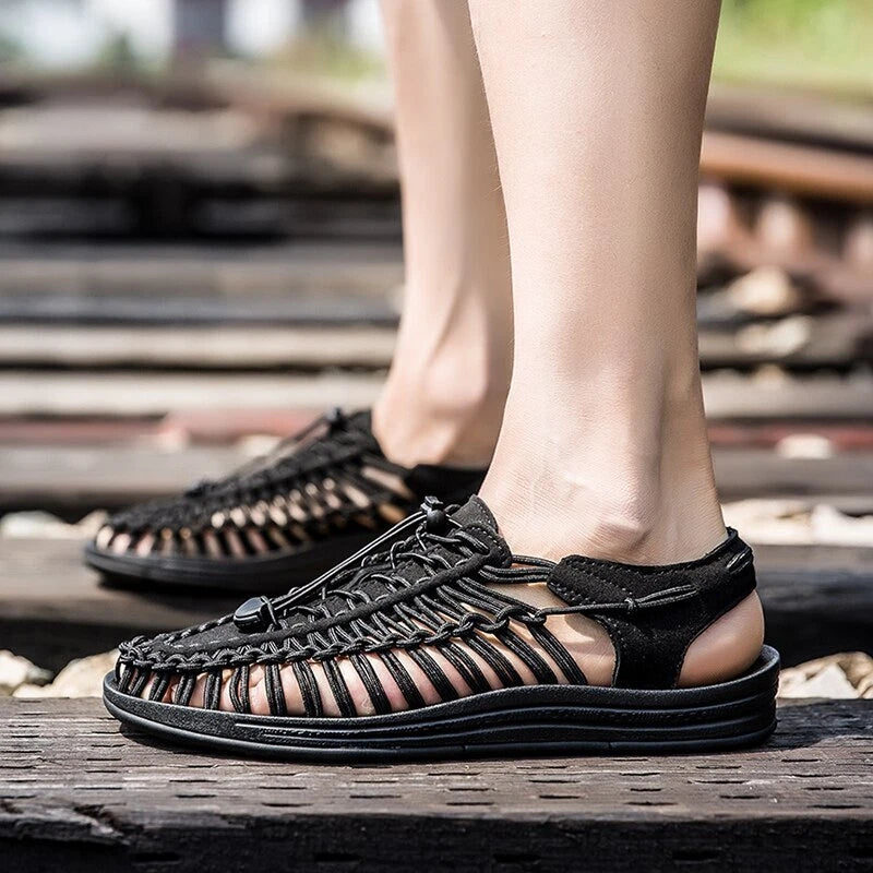 Summer Men's Handmade Weaving Sandals Breathable Soft Bottom Hollow Slippers