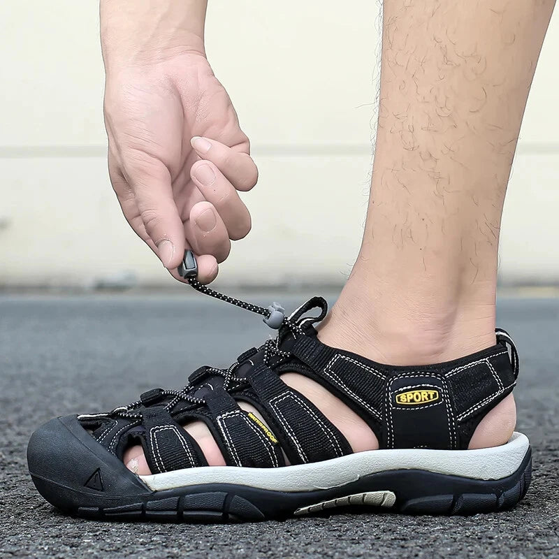Outdoor Men's Sandals Non-slip Waterproof Sneakers Comfortable Beach Slippers