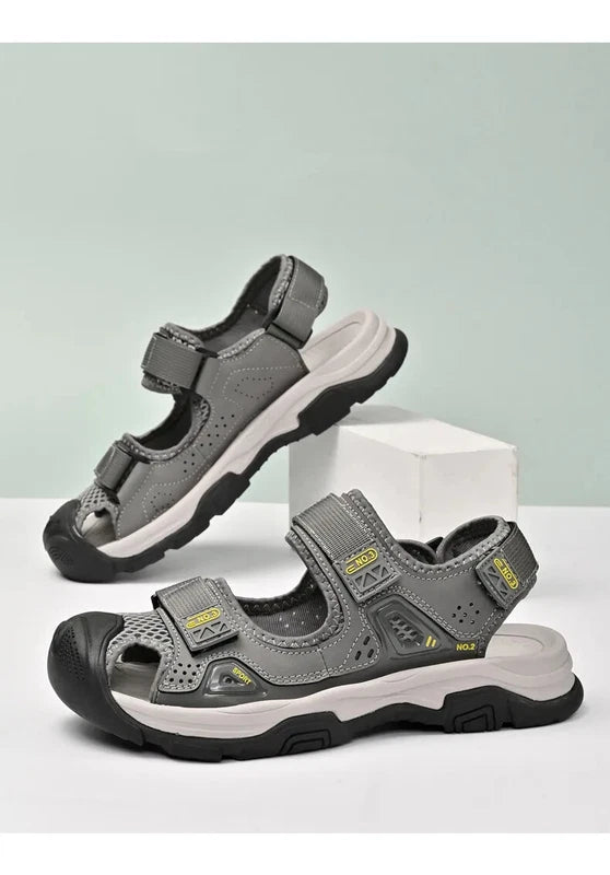 Men's Handmade Sandals Non-slip Casual Sneakers Comfortable Soft Beach Slippers