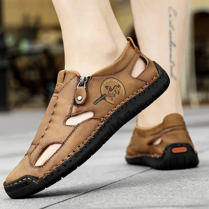 Comfortable Men Sandals Breathable Flat Beach Slippers Classic Handmade Sneakers