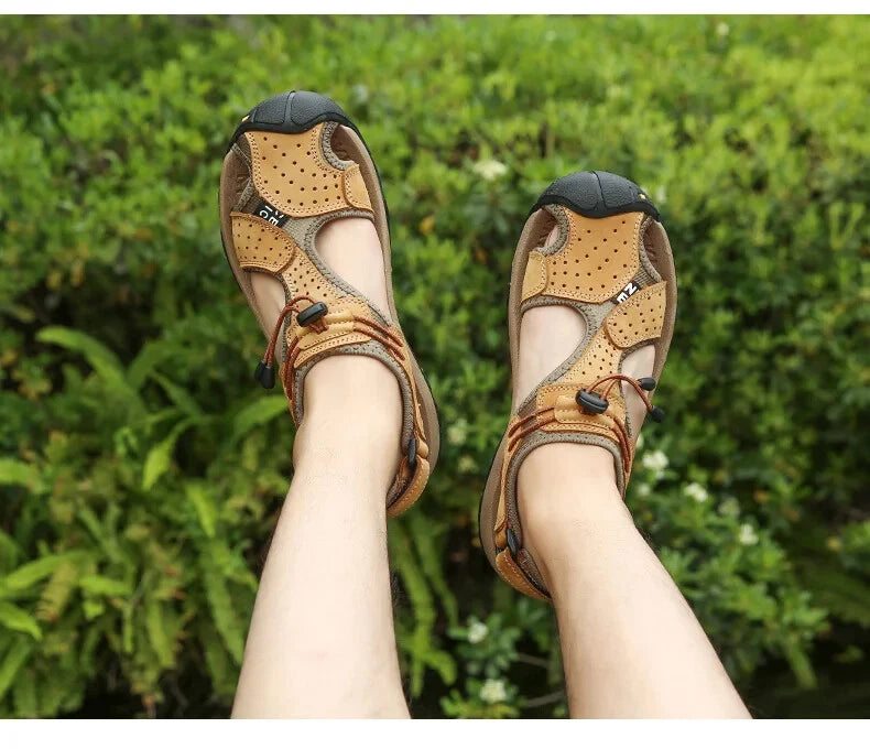 Men Breathable Sandals Summer Waterproof Beach Slippers Comfortable Sneakers