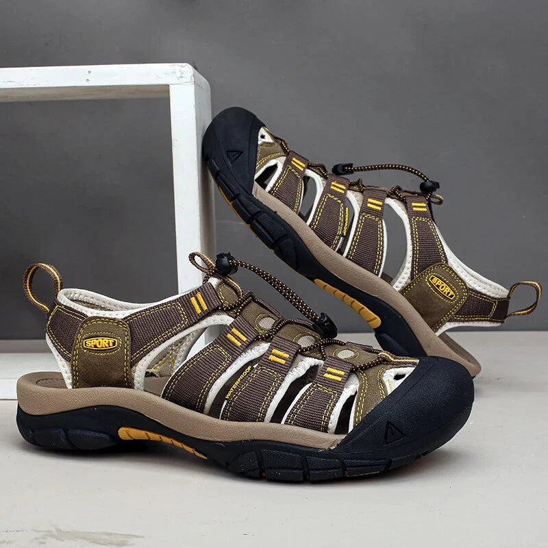 Outdoor Men's Sandals Non-slip Waterproof Sneakers Comfortable Beach Slippers