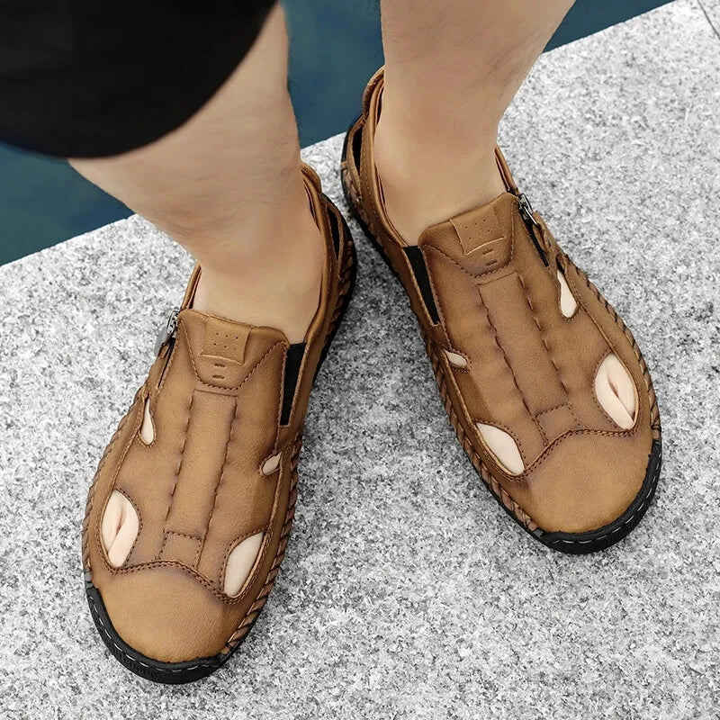 Comfortable Men Sandals Breathable Flat Beach Slippers Classic Handmade Sneakers