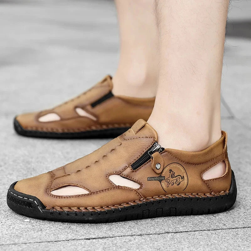 Comfortable Men Sandals Breathable Flat Beach Slippers Classic Handmade Sneakers