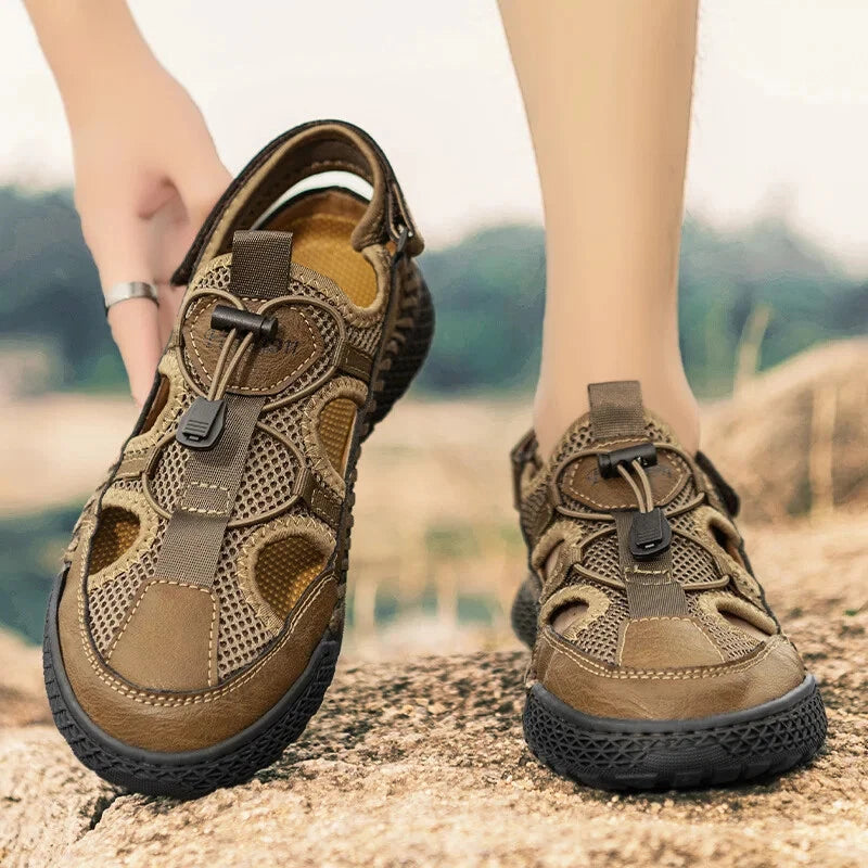 Men Mesh Walking Shoes Hollow Breathable Sandals Handmade Soft Beach Slippers